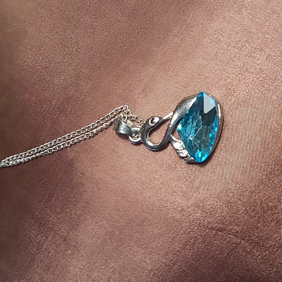 Necklace - Picture 3 of 4